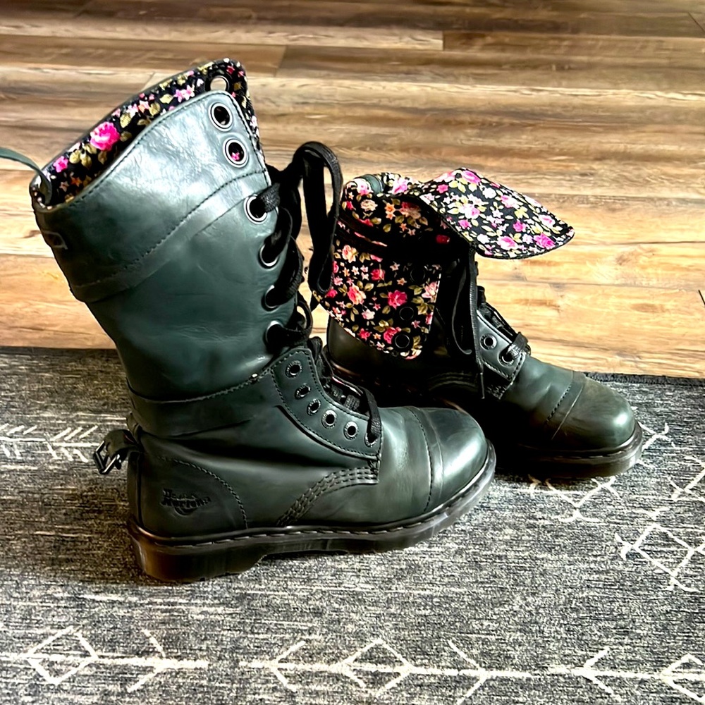 Doc Martin Triumph 1914 Size 8